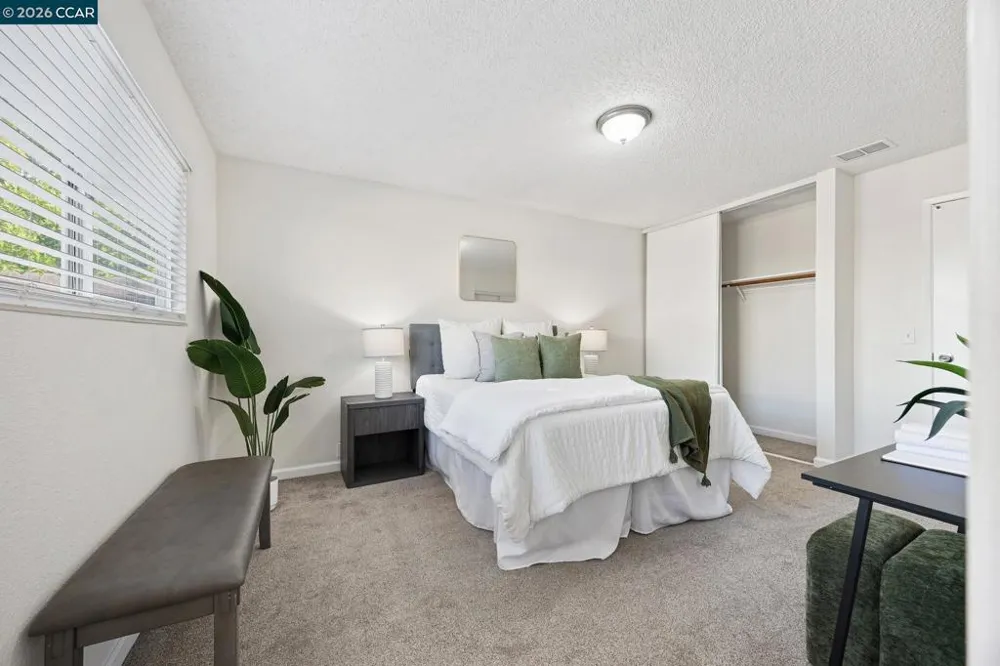 1012 Humphrey Dr Suisun City, CA 94585