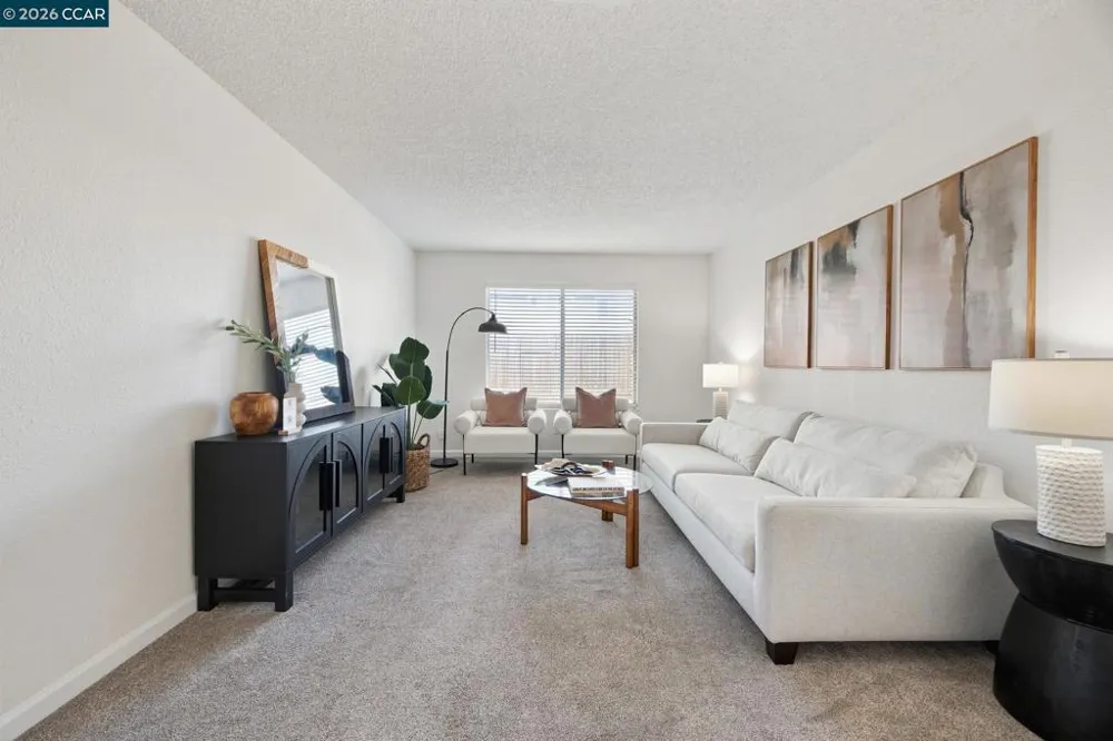 1012 Humphrey Dr Suisun City, CA 94585