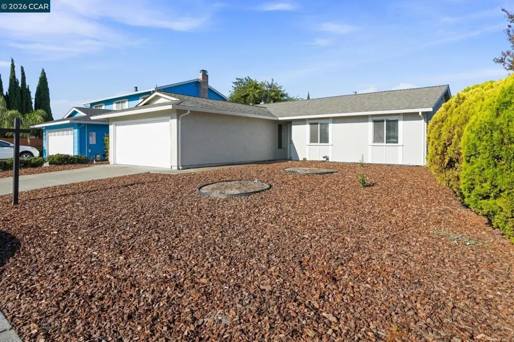 1012 Humphrey Dr Suisun City, CA 94585