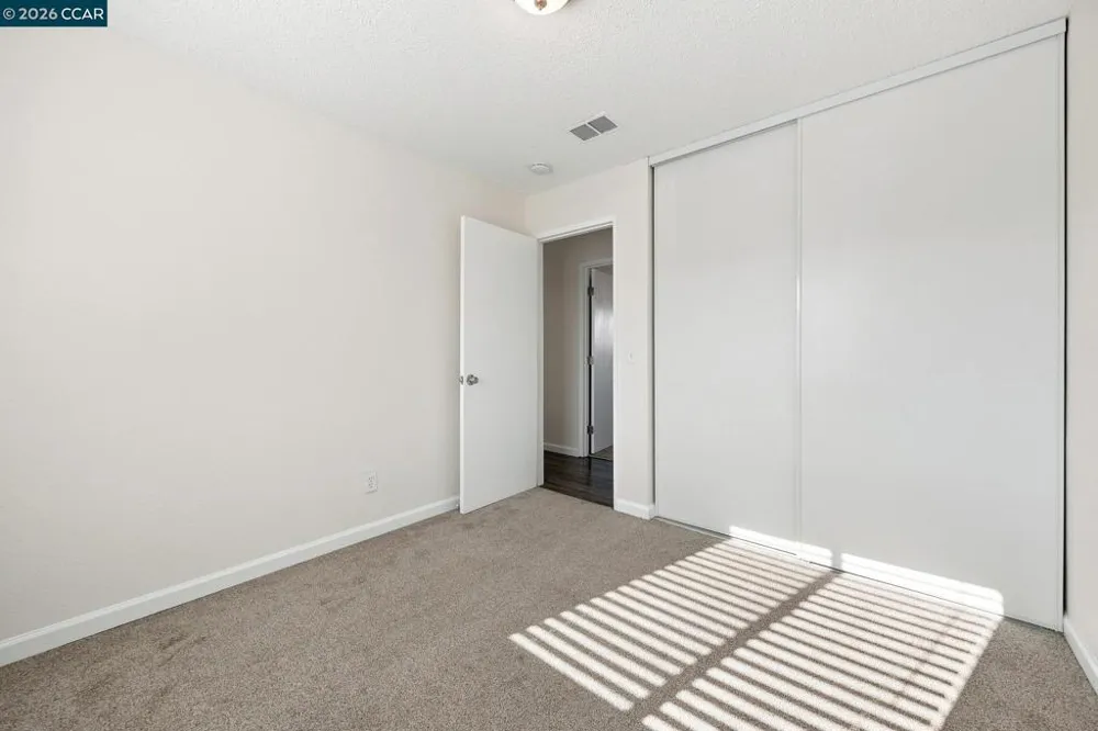 1012 Humphrey Dr Suisun City, CA 94585