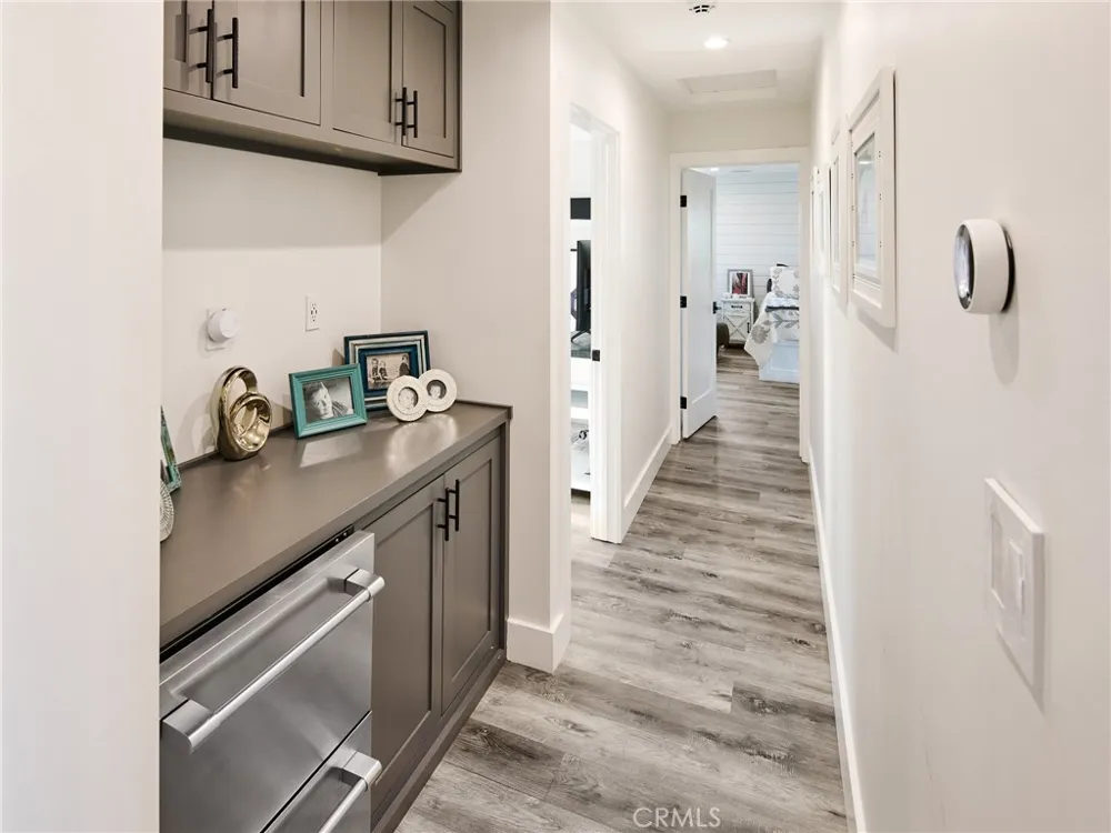 1005 E Walnut El Segundo, CA 90245