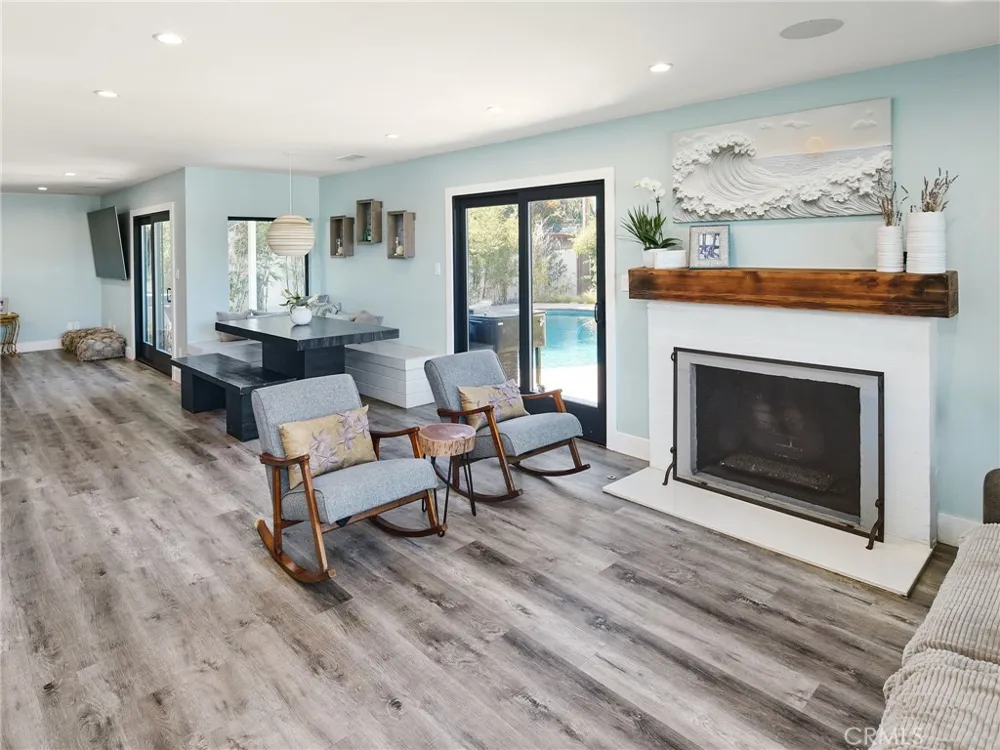 1005 E Walnut El Segundo, CA 90245