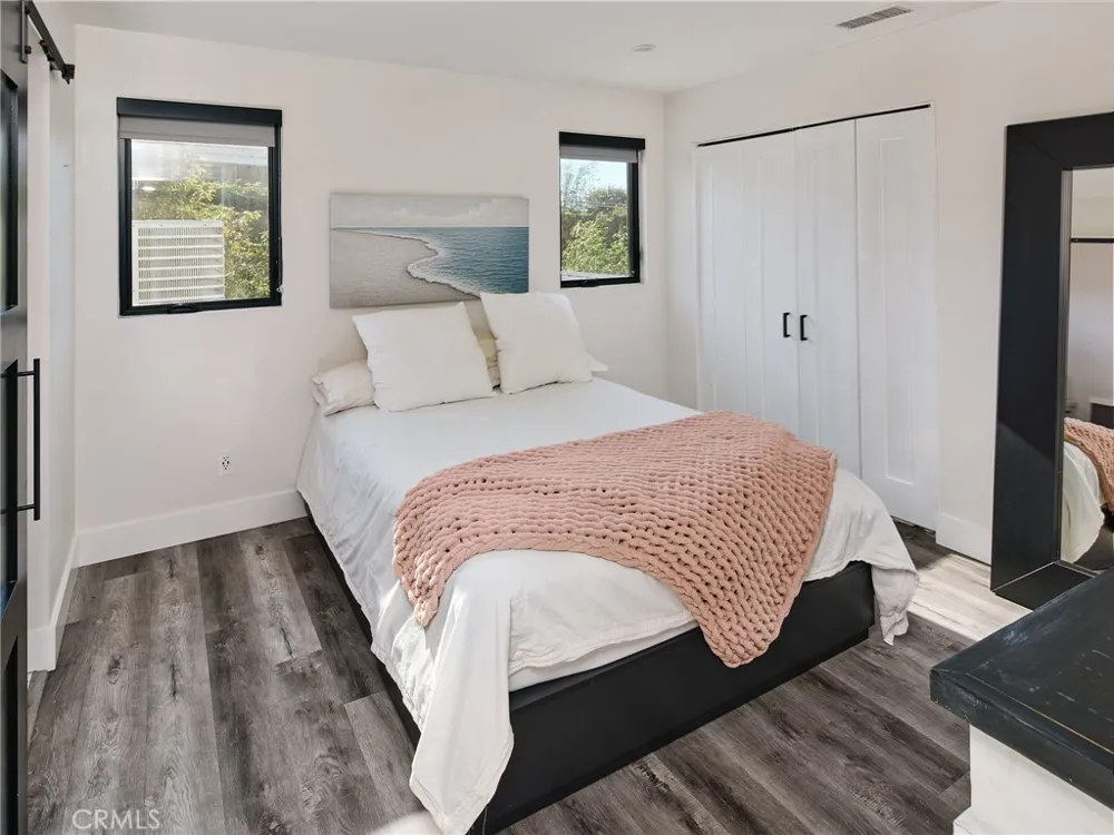 1005 E Walnut El Segundo, CA 90245