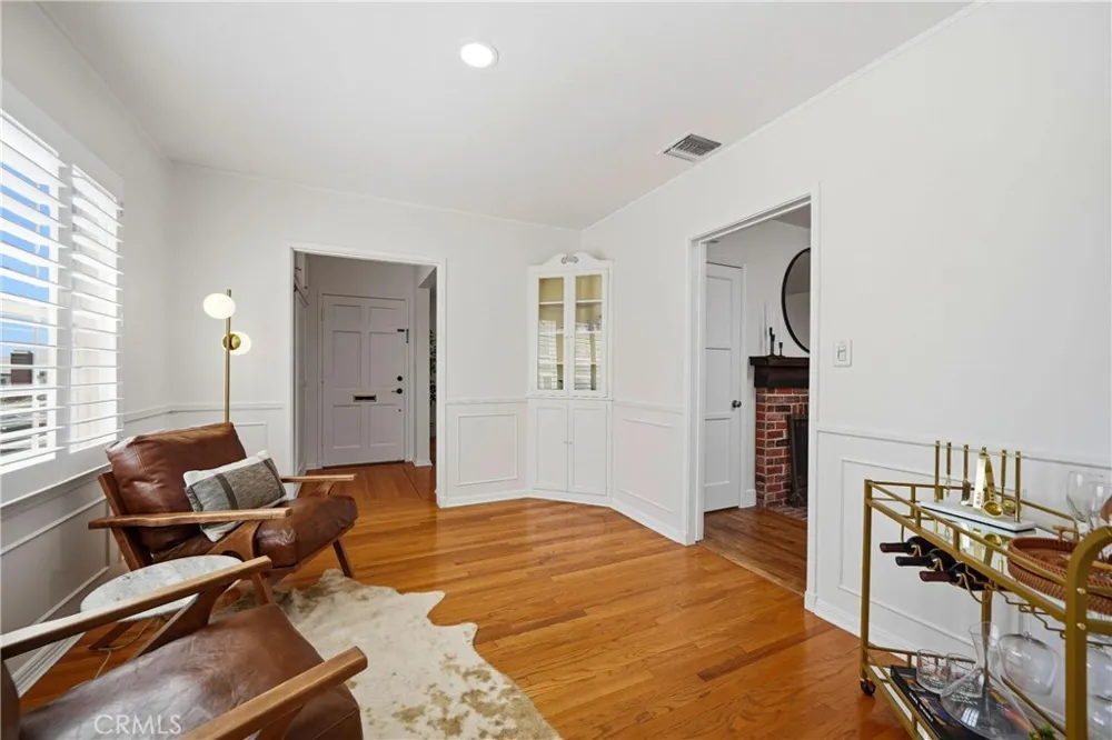 730 E Fairmount Road Burbank, CA 91501