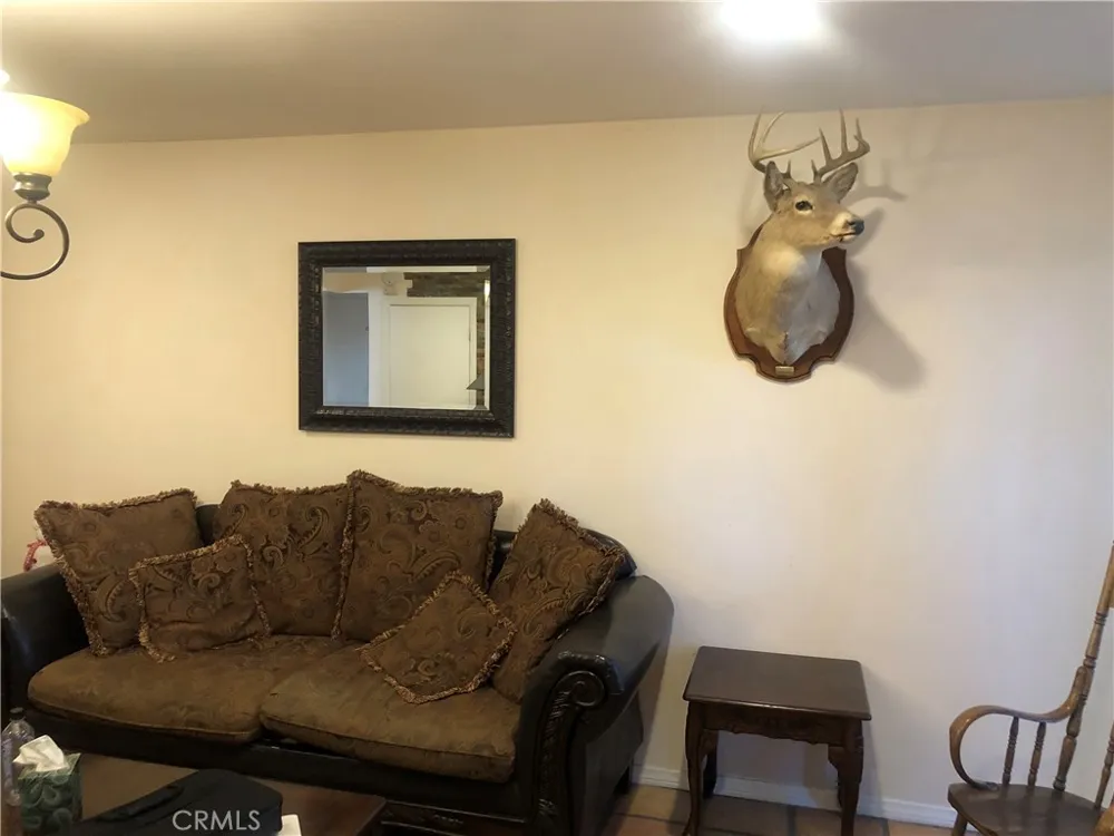 19451 Sherman Way #506 Reseda, CA 91335