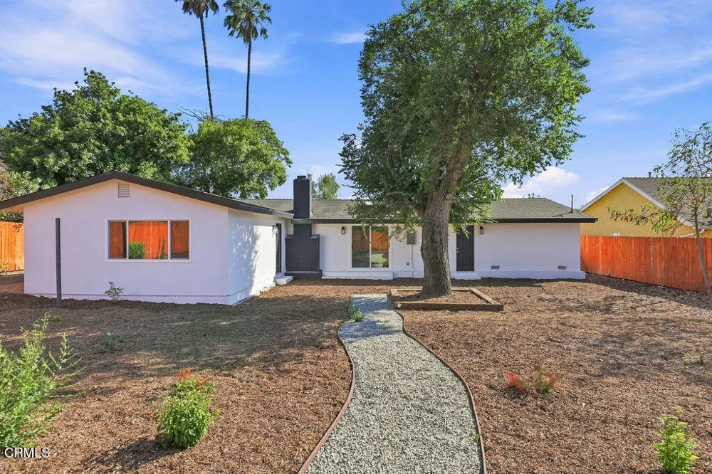 975 E Avenida De Los Arboles Thousand Oaks, CA 91360