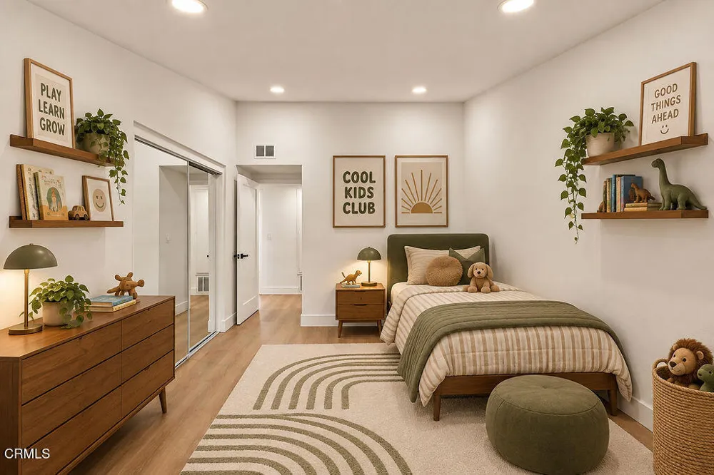975 E Avenida De Los Arboles Thousand Oaks, CA 91360