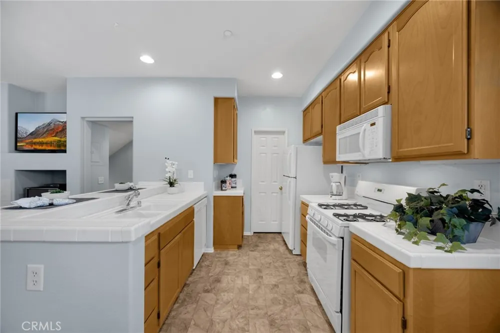 128 Shattuck Court Brea, CA 92821
