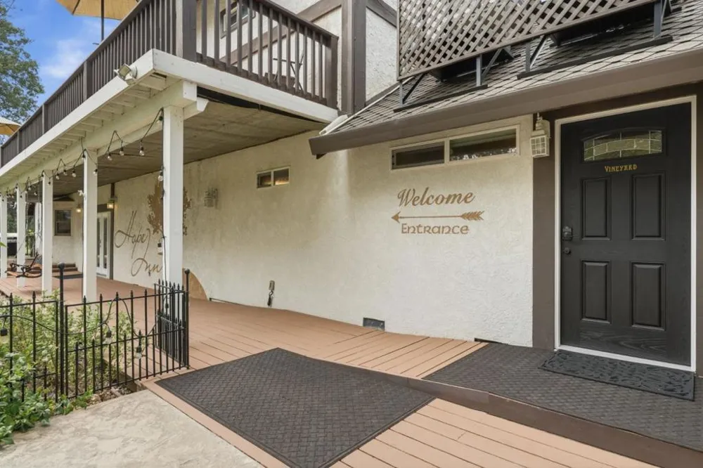 19177 Hollow Lane Redding, CA 96003