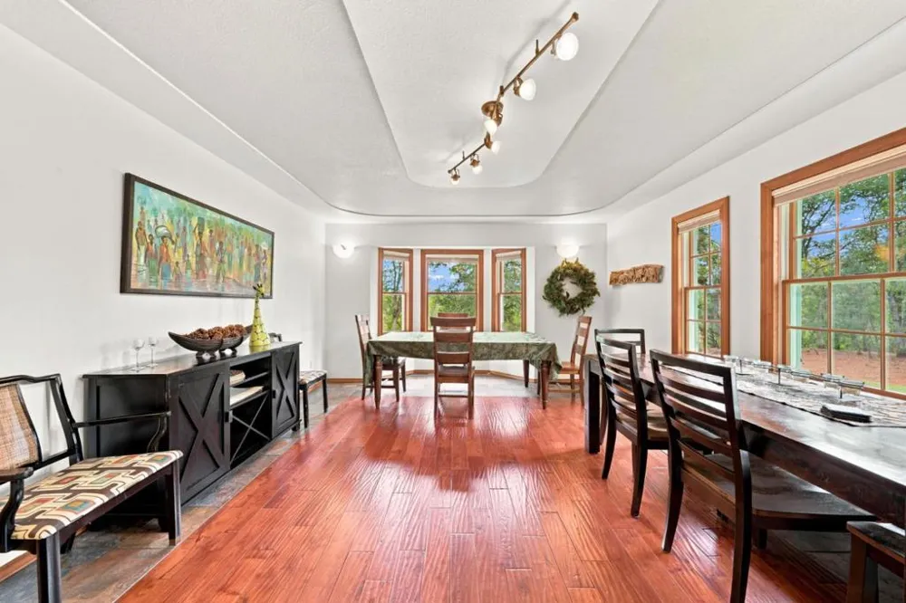 19177 Hollow Lane Redding, CA 96003