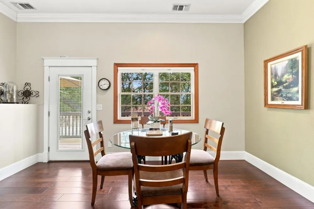19177 Hollow Lane Redding, CA 96003