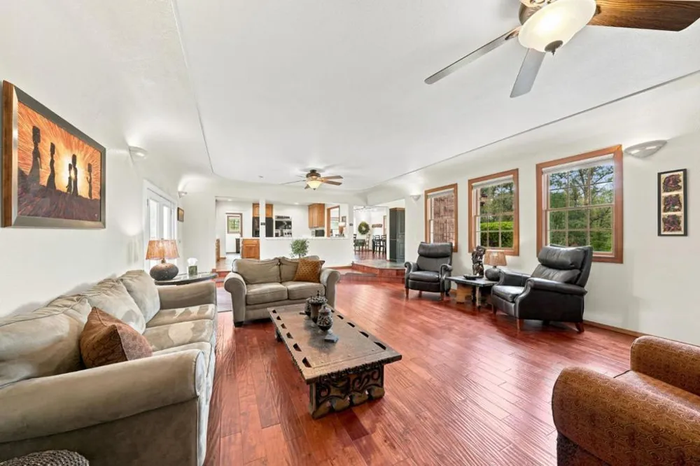 19177 Hollow Lane Redding, CA 96003