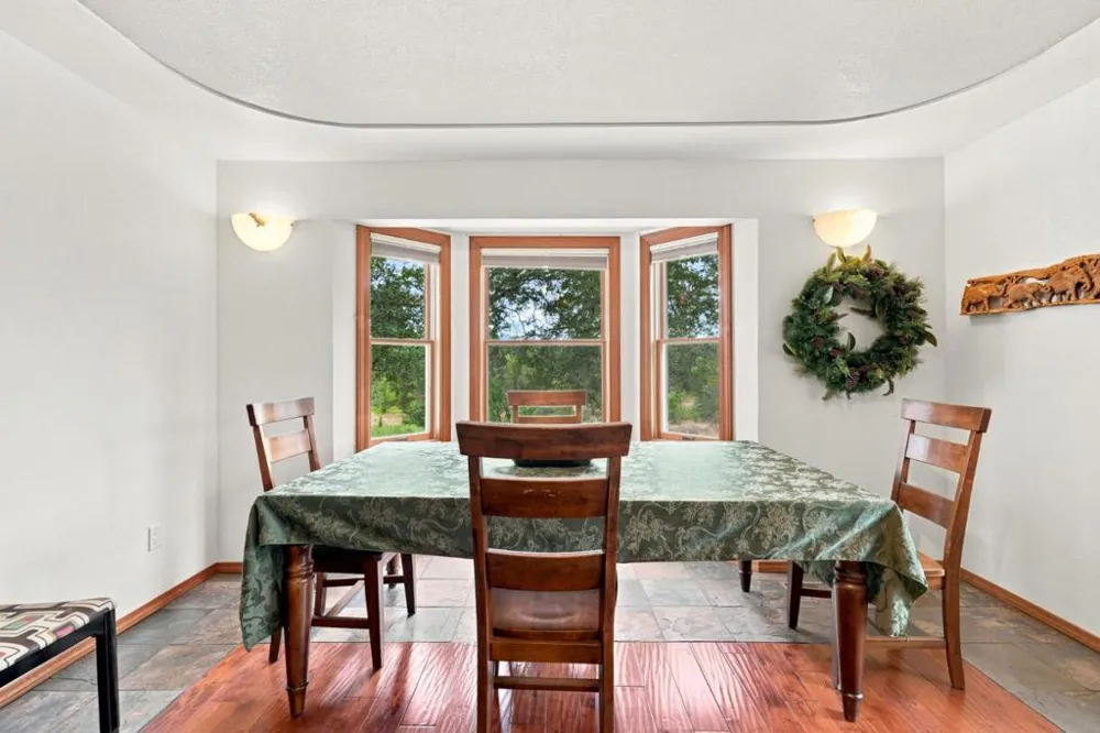 19177 Hollow Lane Redding, CA 96003
