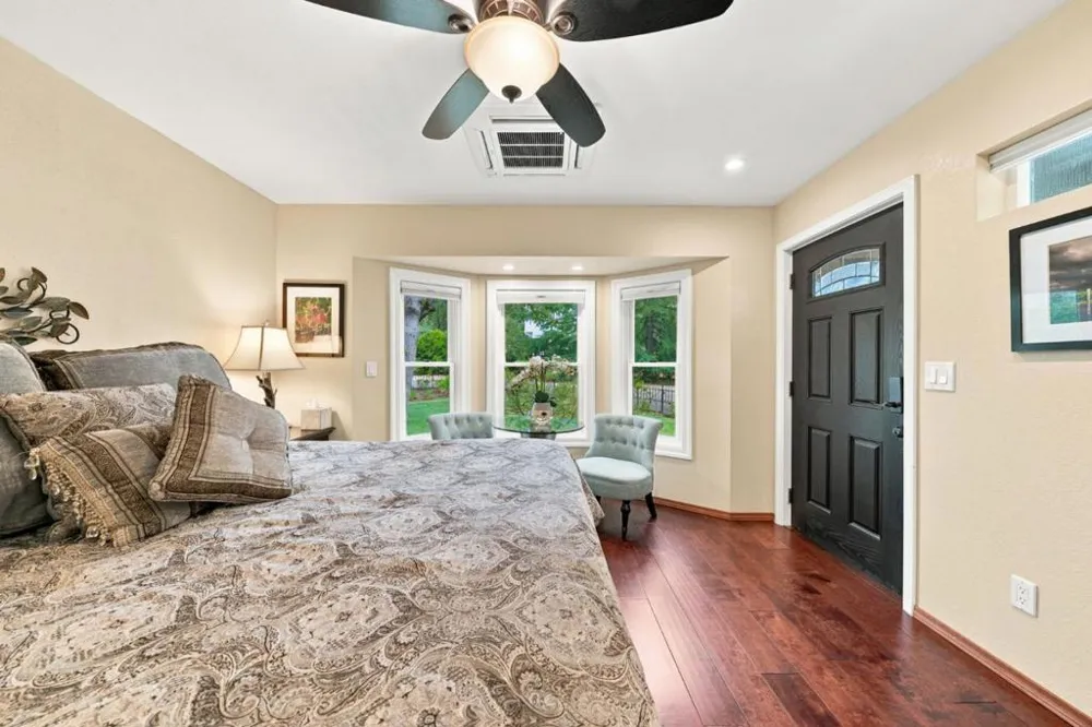 19177 Hollow Lane Redding, CA 96003