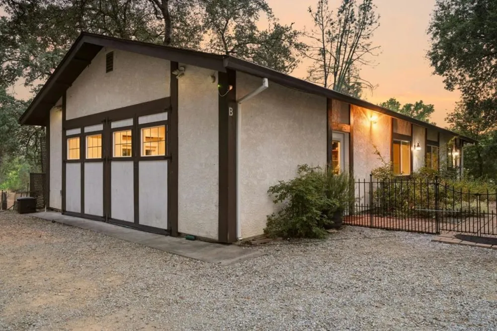 19177 Hollow Lane Redding, CA 96003