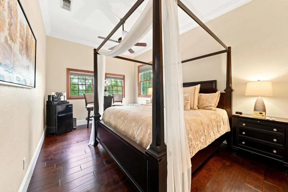 19177 Hollow Lane Redding, CA 96003