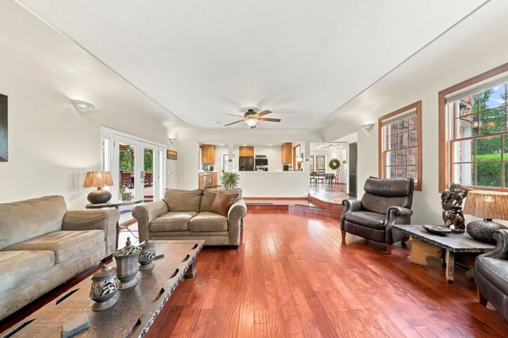 19177 Hollow Lane Redding, CA 96003