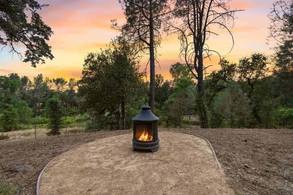 19177 Hollow Lane Redding, CA 96003