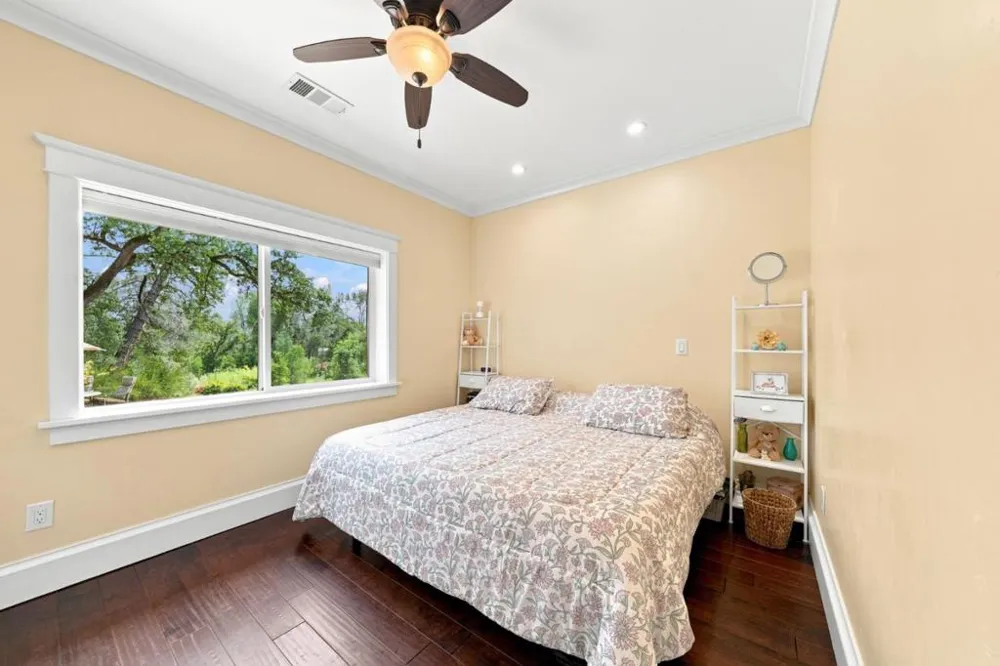 19177 Hollow Lane Redding, CA 96003