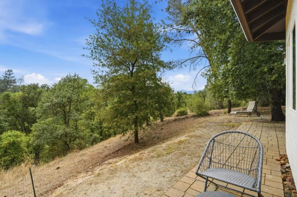 19177 Hollow Lane Redding, CA 96003