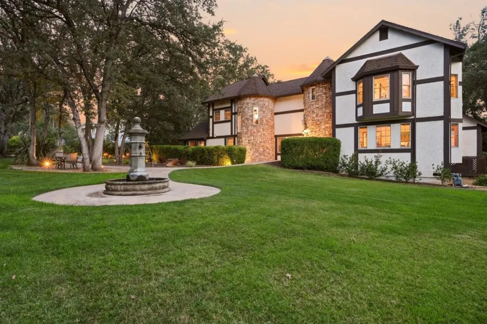 19177 Hollow Lane Redding, CA 96003