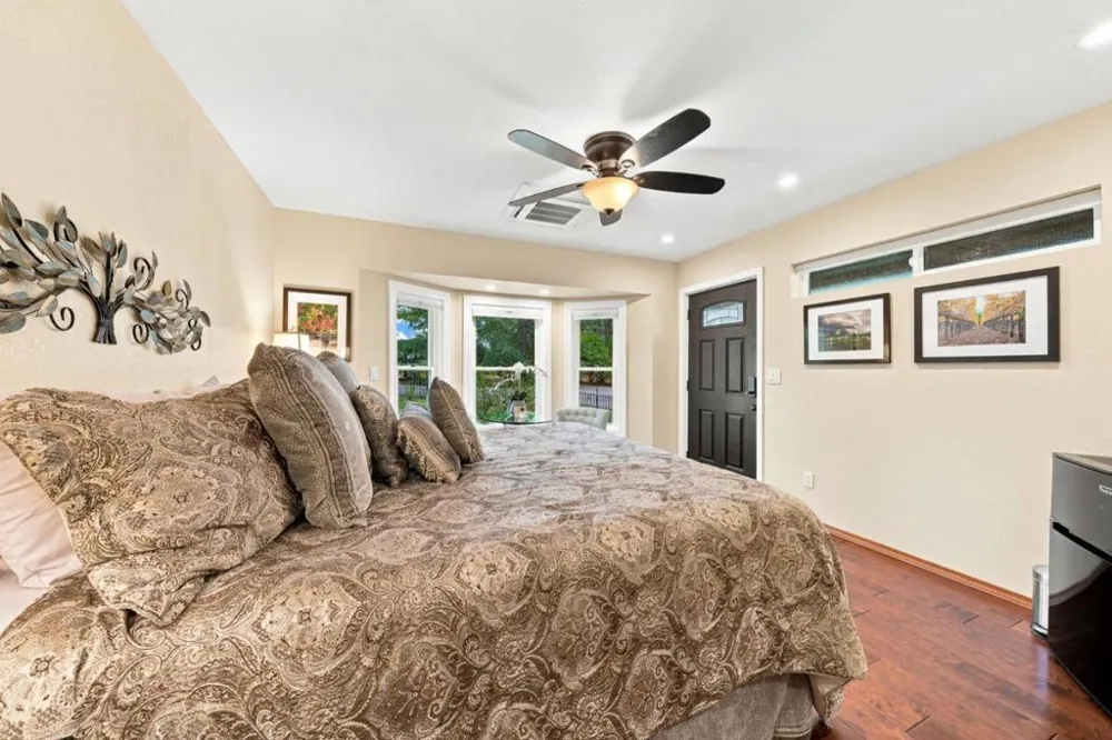 19177 Hollow Lane Redding, CA 96003