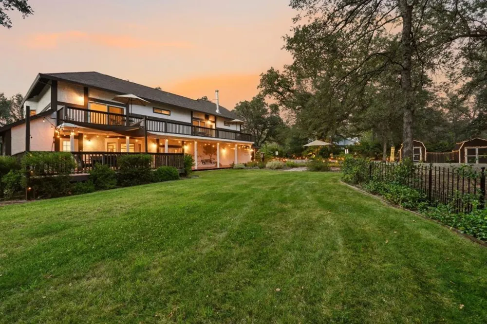 19177 Hollow Lane Redding, CA 96003