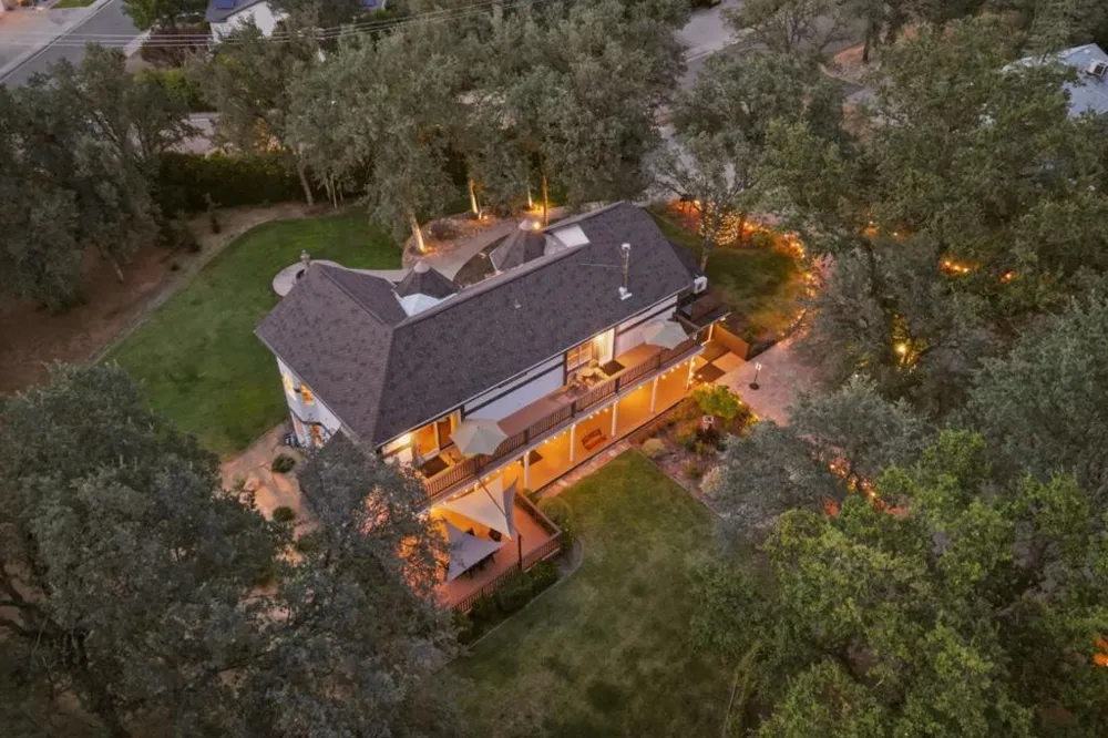 19177 Hollow Lane Redding, CA 96003