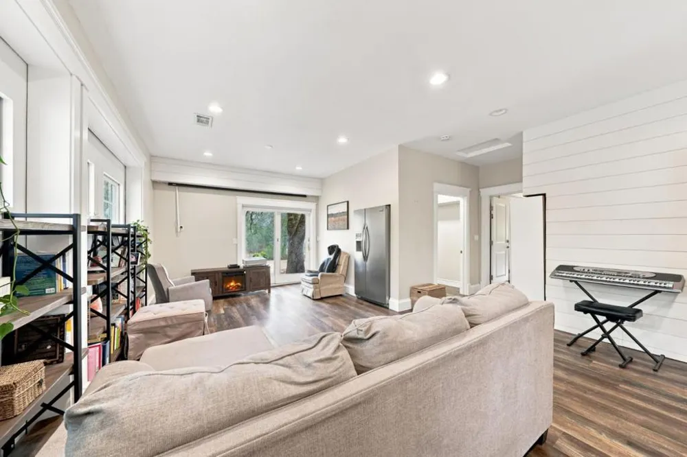 19177 Hollow Lane Redding, CA 96003