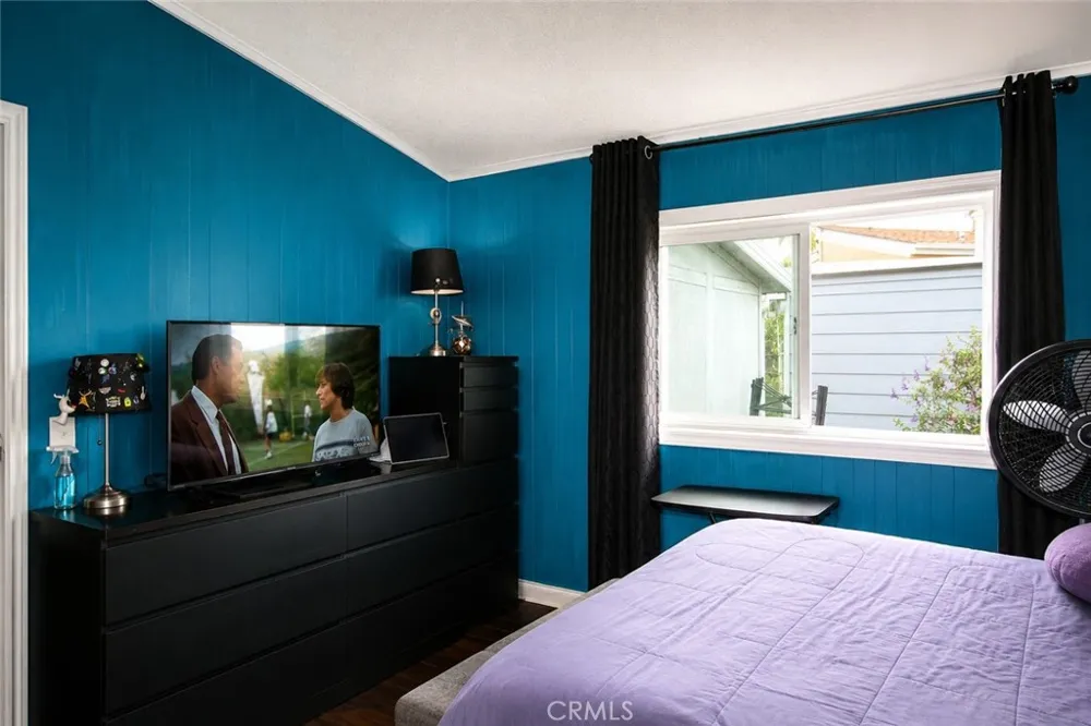 80 Huntington #513 Huntington Beach, CA 92648