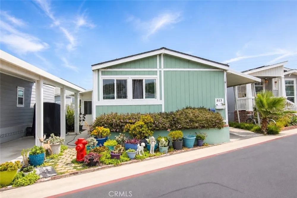 80 Huntington #513 Huntington Beach, CA 92648
