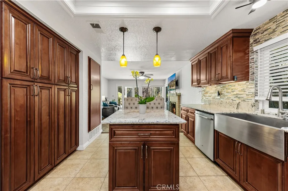 15757 Country Club Dr Chino Hills, CA 91709