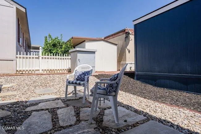 2193 Los Feliz Drive #63 Thousand Oaks, CA 91362