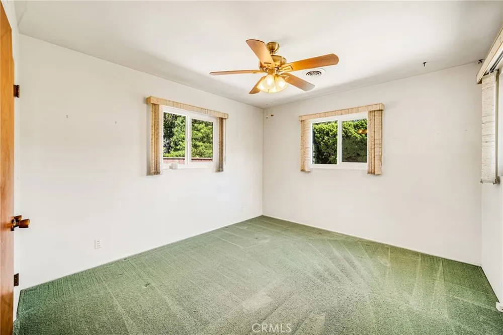 2070 S Eileen Drive Anaheim, CA 92802