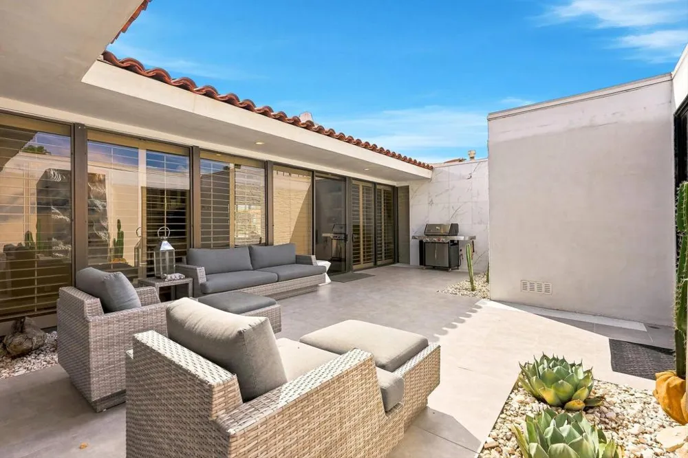 78025 Lago Drive La Quinta, CA 92253