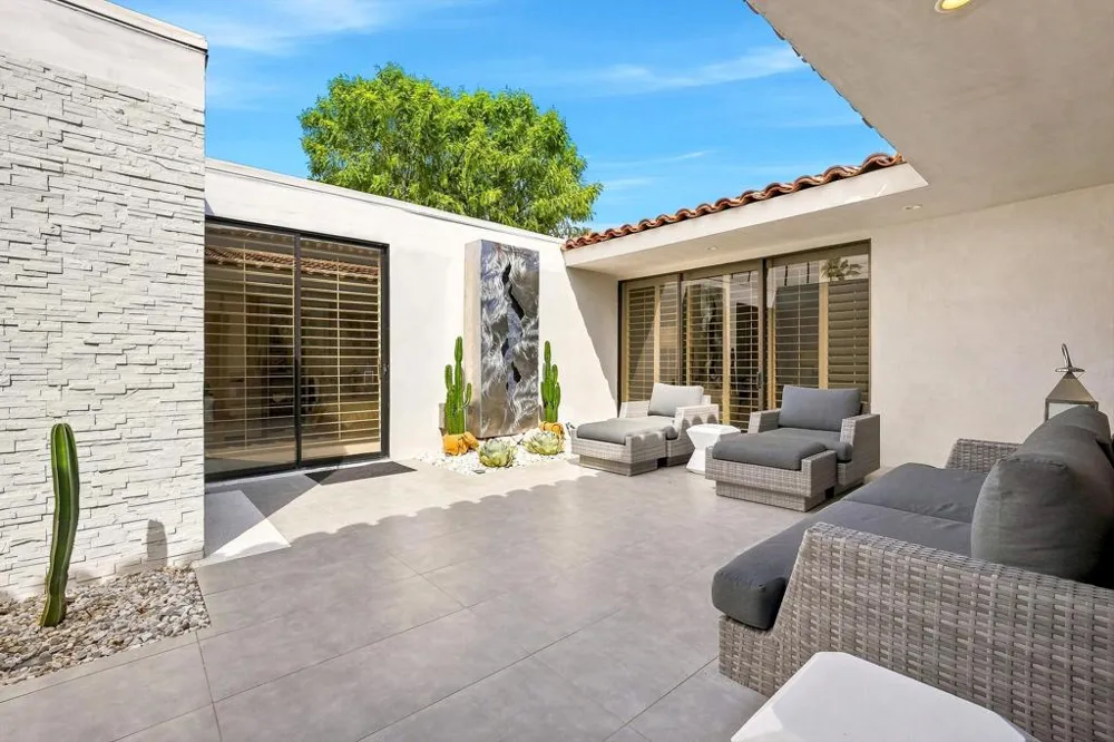 78025 Lago Drive La Quinta, CA 92253