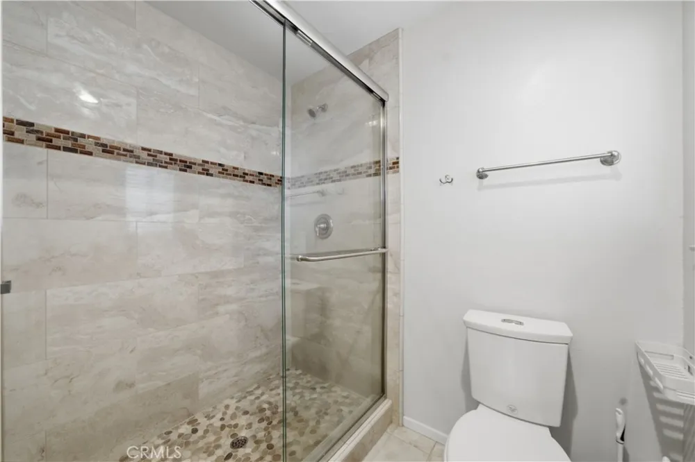 25211 Cinnamon Lake Forest, CA 92630