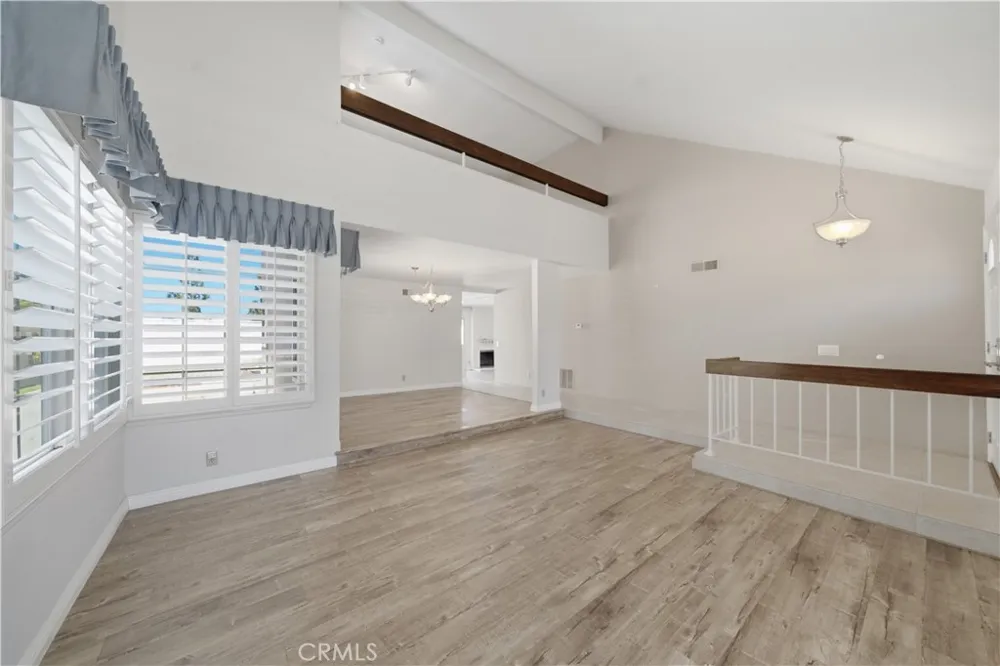 25211 Cinnamon Lake Forest, CA 92630