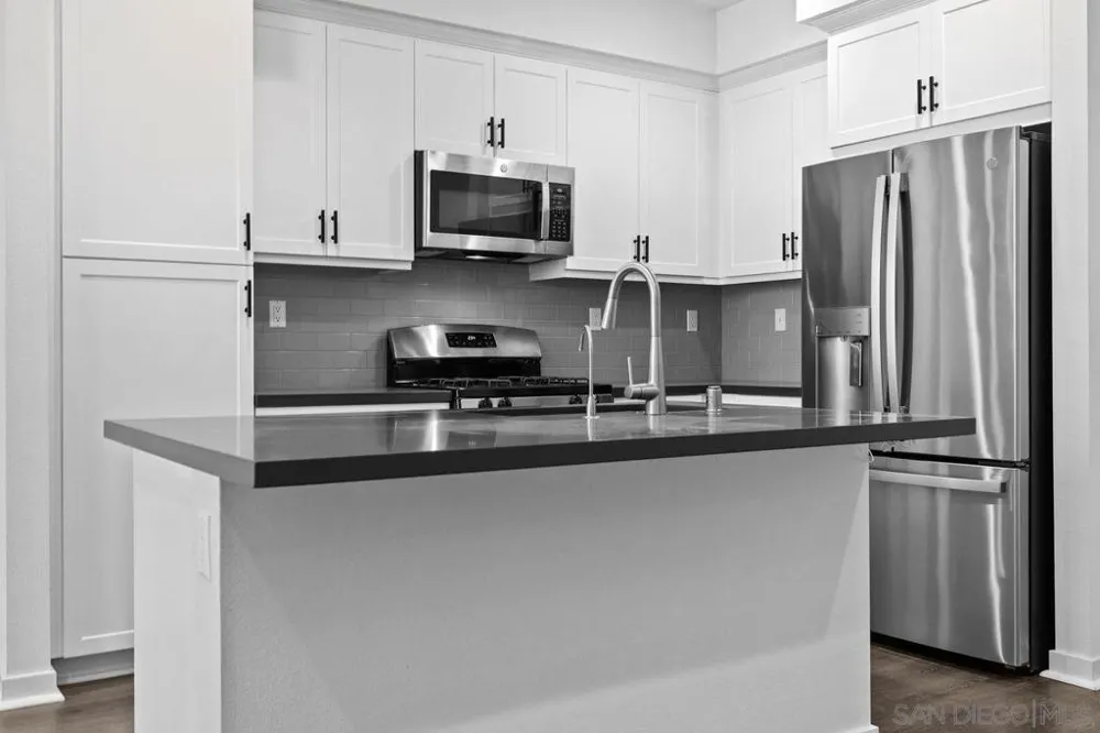 340 Waterbury Ct. Santee, CA 92071