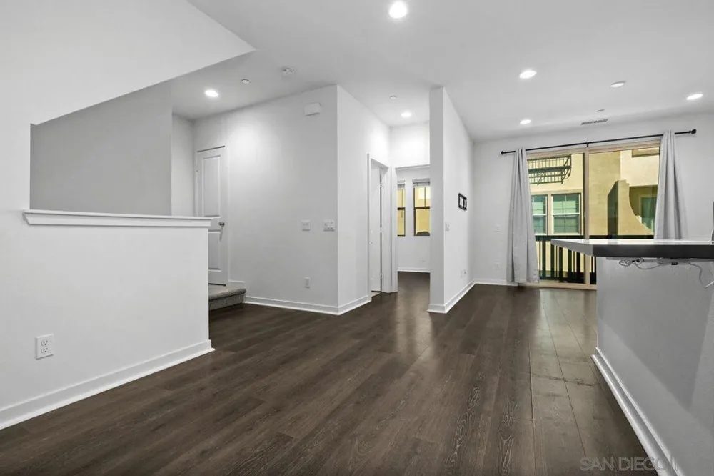 340 Waterbury Ct. Santee, CA 92071