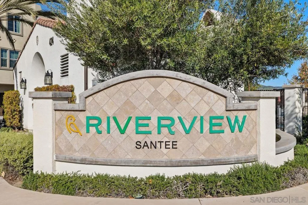 340 Waterbury Ct. Santee, CA 92071