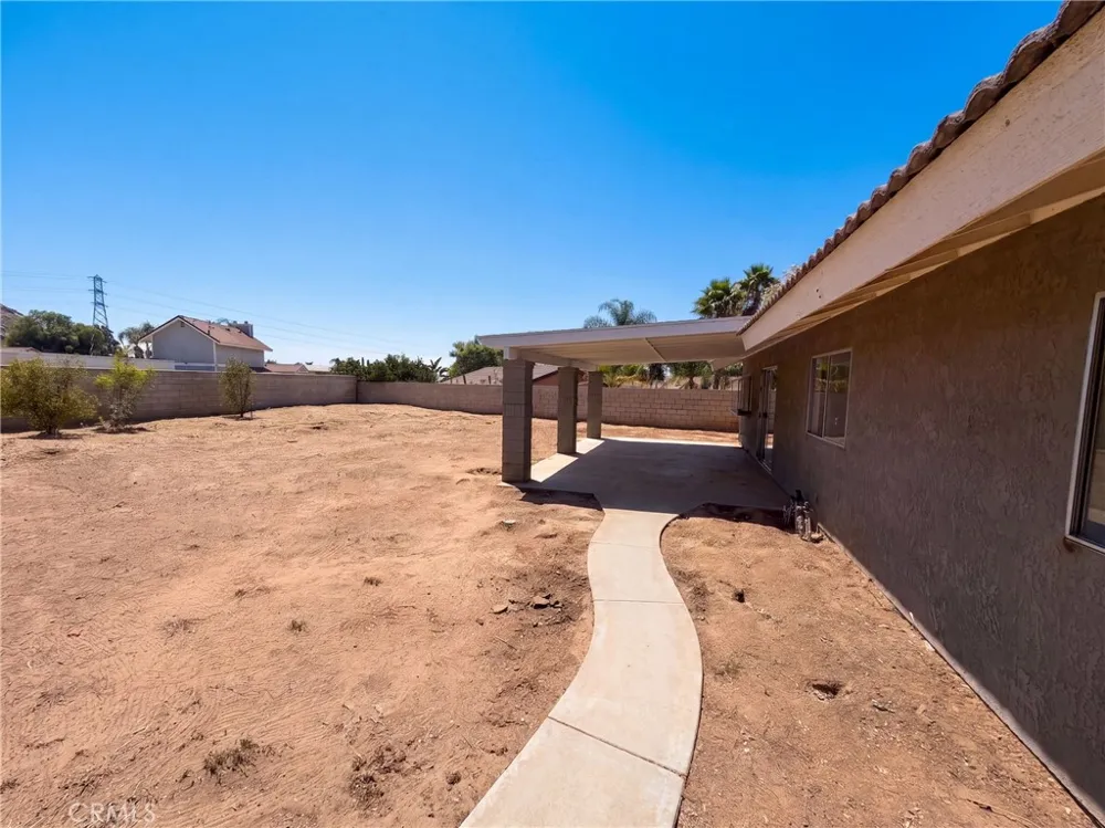 2796 Shiells Jurupa Valley, CA 92509