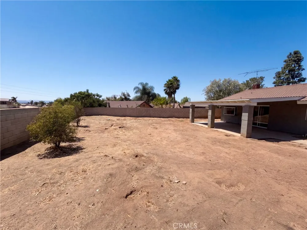 2796 Shiells Jurupa Valley, CA 92509