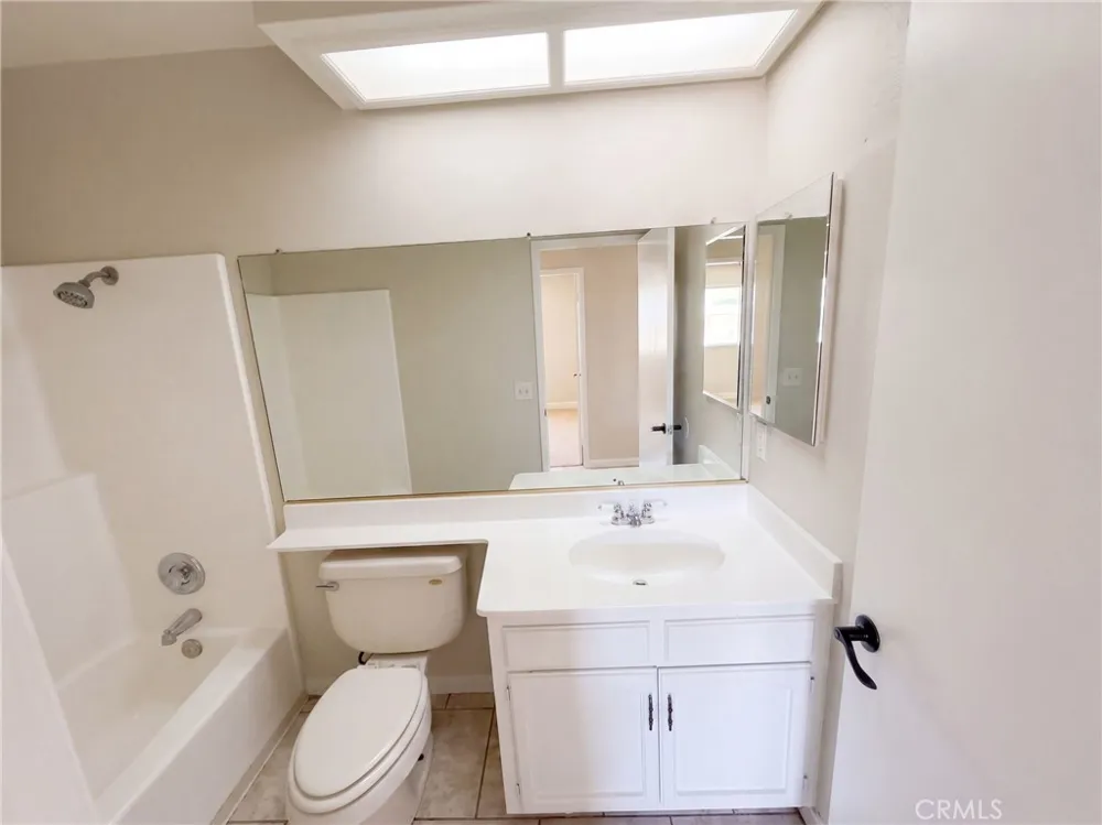 2796 Shiells Jurupa Valley, CA 92509