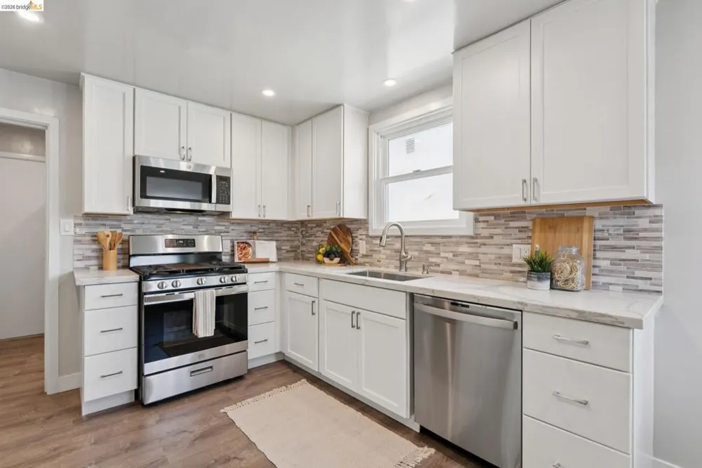 673 39Th St Richmond, CA 94805
