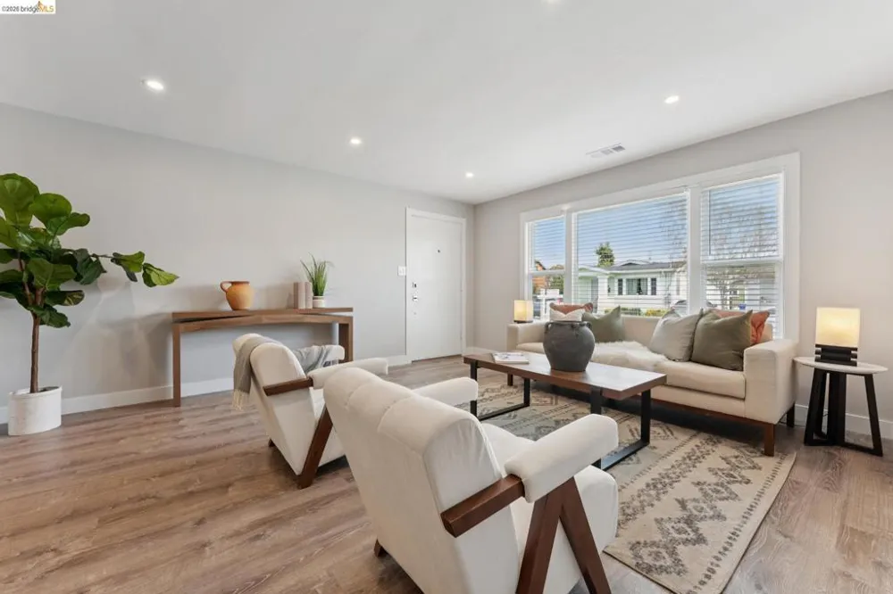 673 39Th St Richmond, CA 94805