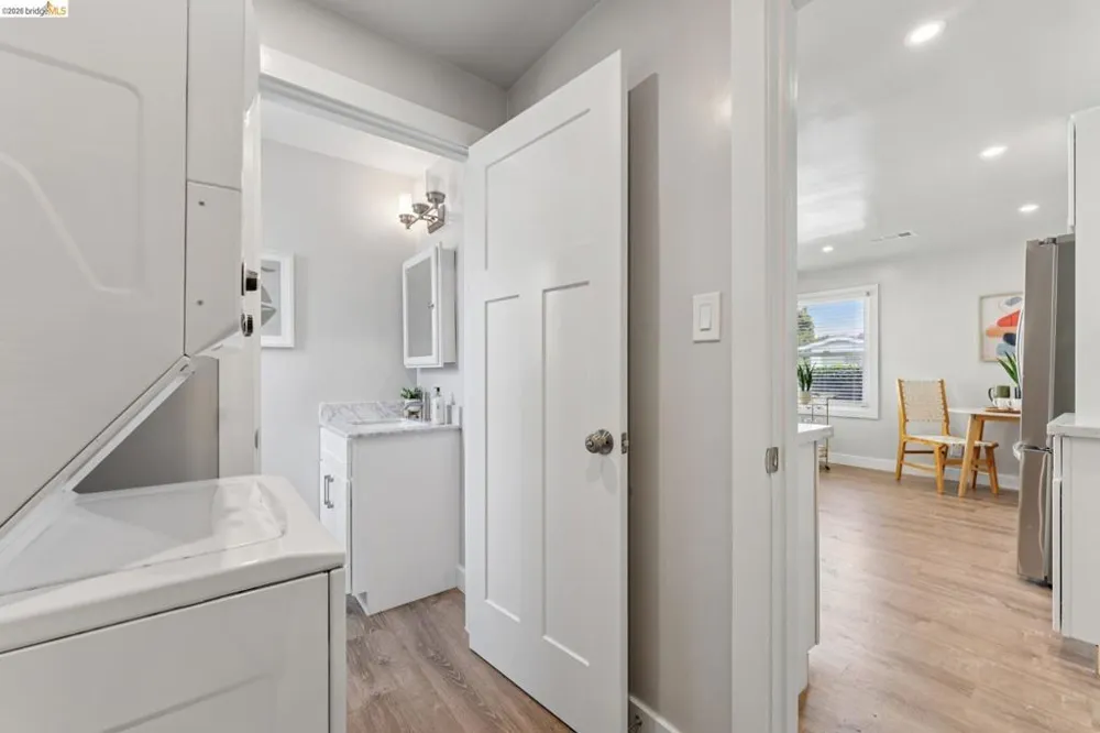673 39Th St Richmond, CA 94805