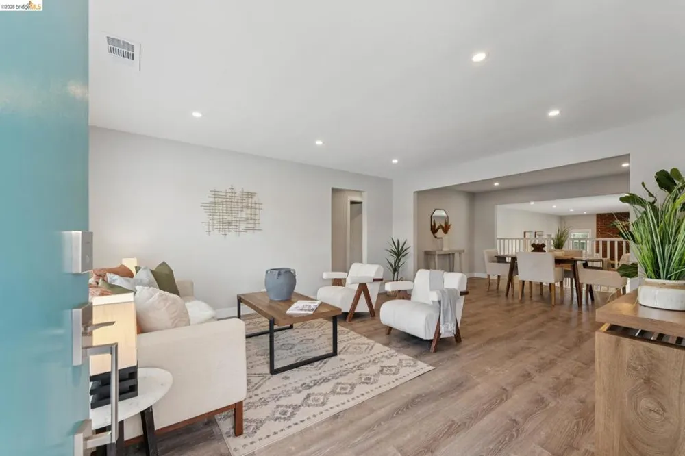 673 39Th St Richmond, CA 94805
