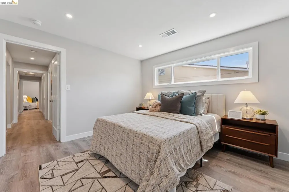 673 39Th St Richmond, CA 94805