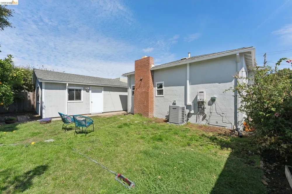 673 39Th St Richmond, CA 94805